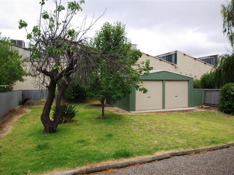 8 Daniels Road, Panorama SA 5041