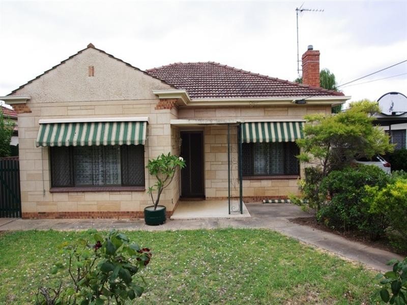8 Daniels Road, Panorama SA 5041