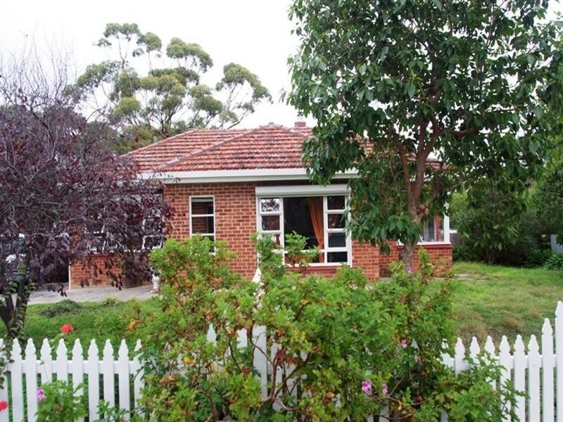 17 Wonoka Street, Eden Hills SA 5050