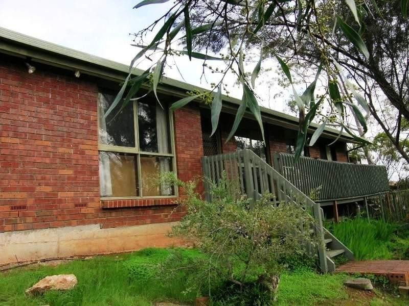 32 Mill Terrace, Eden Hills SA 5050