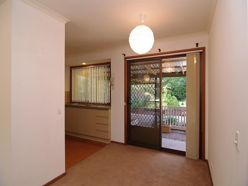 5 Newport Crescent, Aberfoyle Park SA 5159