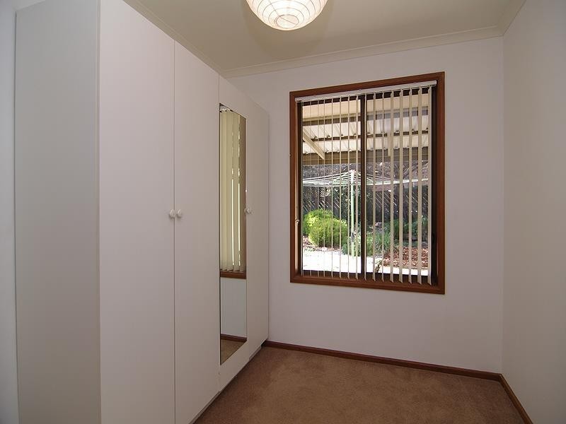 5 Newport Crescent, Aberfoyle Park SA 5159