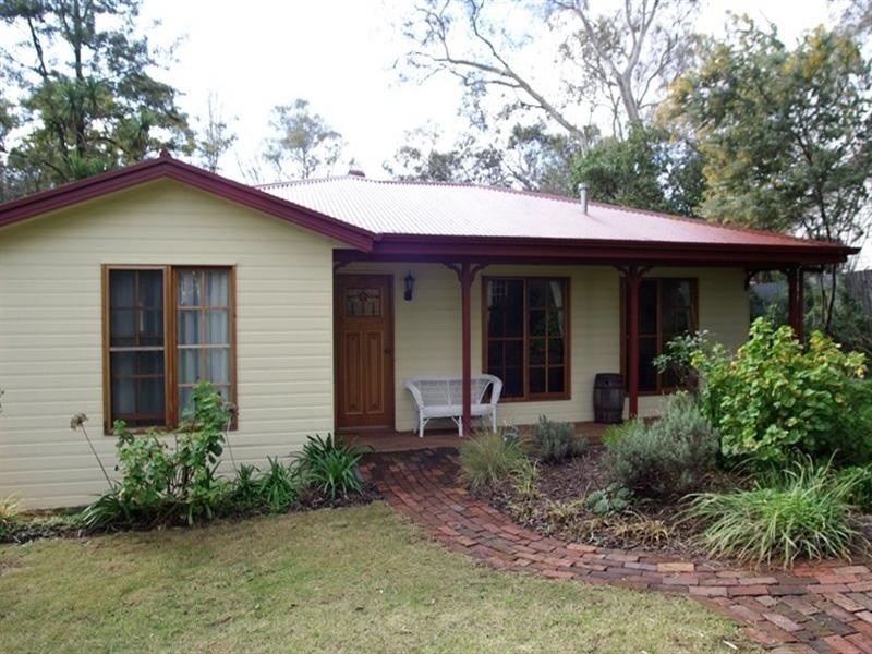 27 Gorse Avenue, Hawthorndene SA 5051