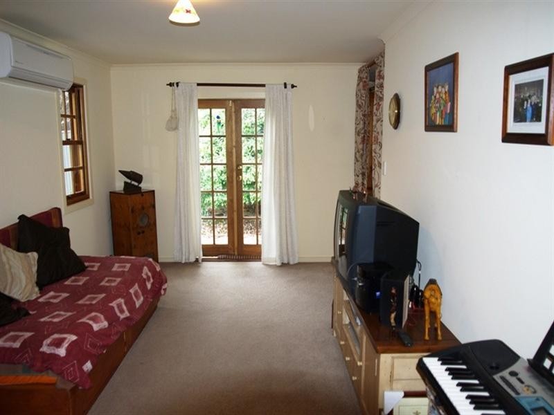 27 Gorse Avenue, Hawthorndene SA 5051