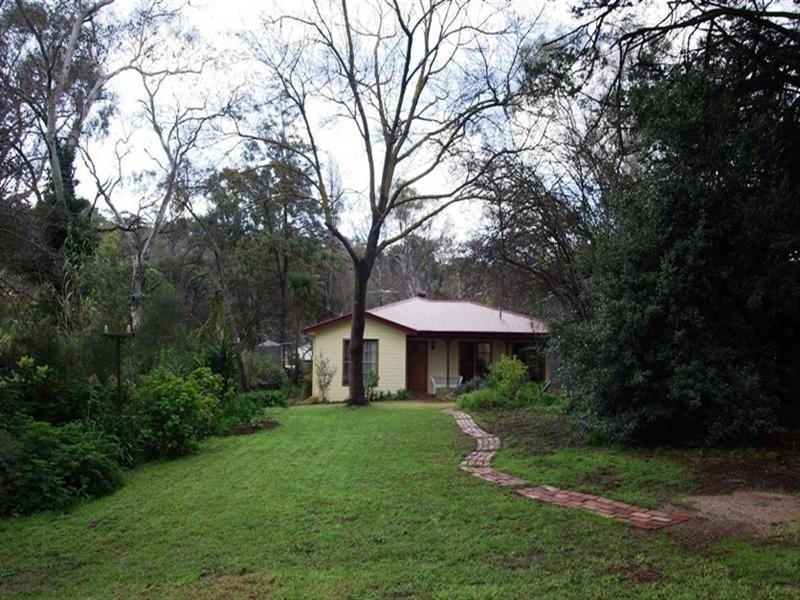 27 Gorse Avenue, Hawthorndene SA 5051