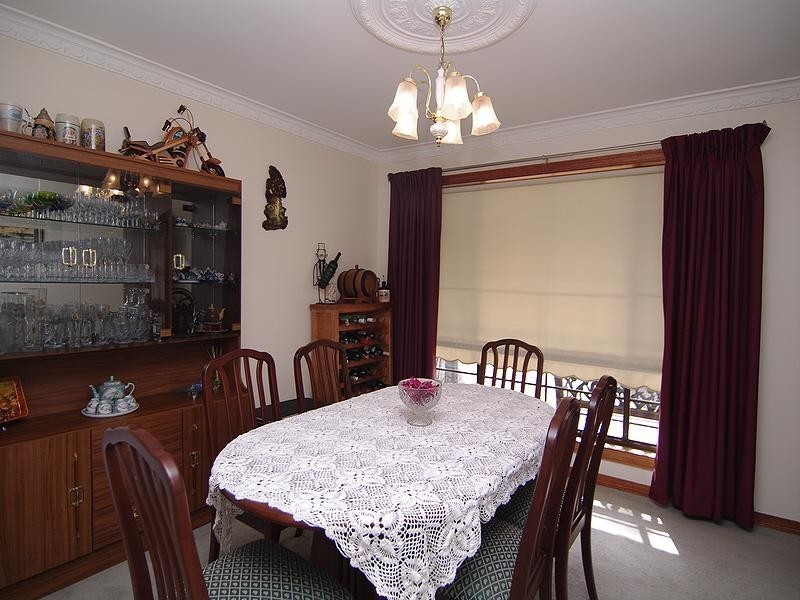 10 Sylvia Court, Coromandel Valley SA 5051