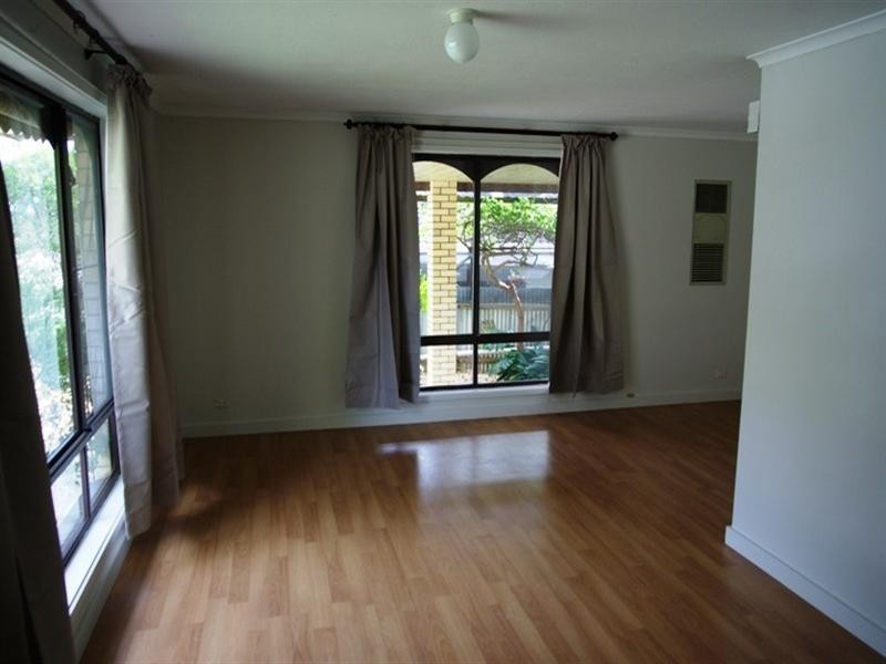 3 Hamilton Crescent, Aberfoyle Park SA 5159