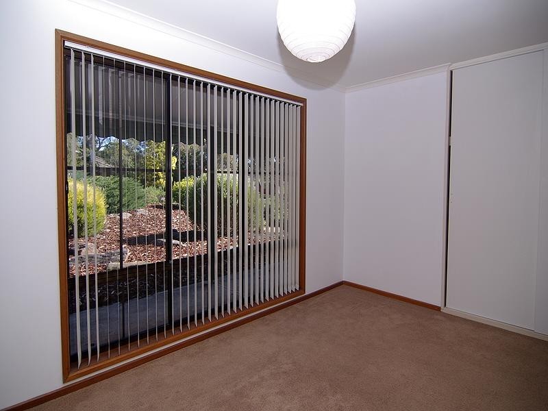 5 Newport Crescent, Aberfoyle Park SA 5159