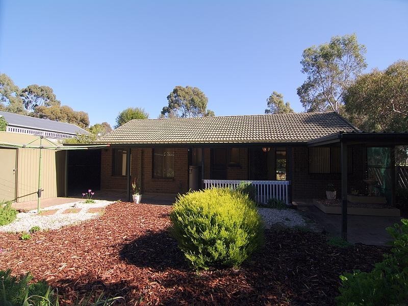 5 Newport Crescent, Aberfoyle Park SA 5159