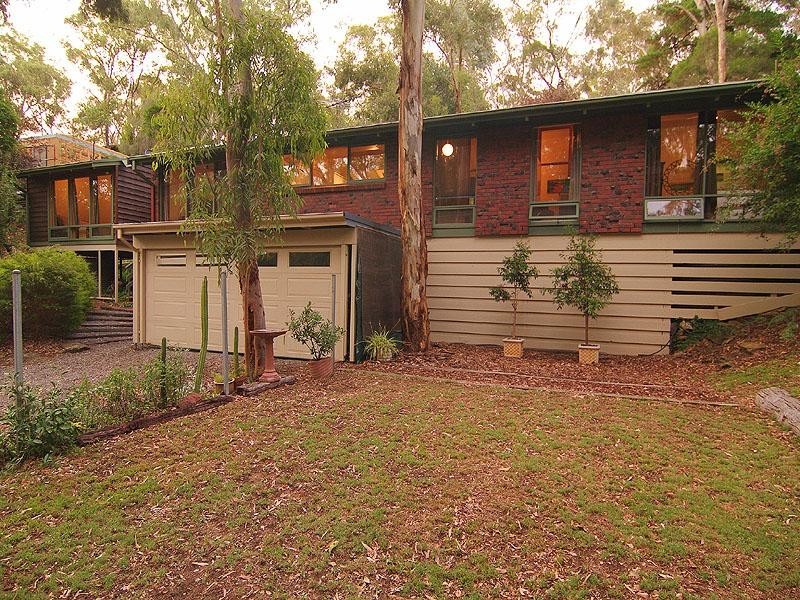 15 Cedar Avenue, Blackwood SA 5051