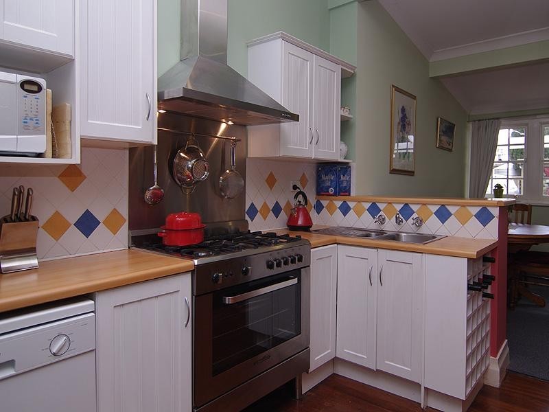 20 Gloucester Avenue, Belair SA 5052