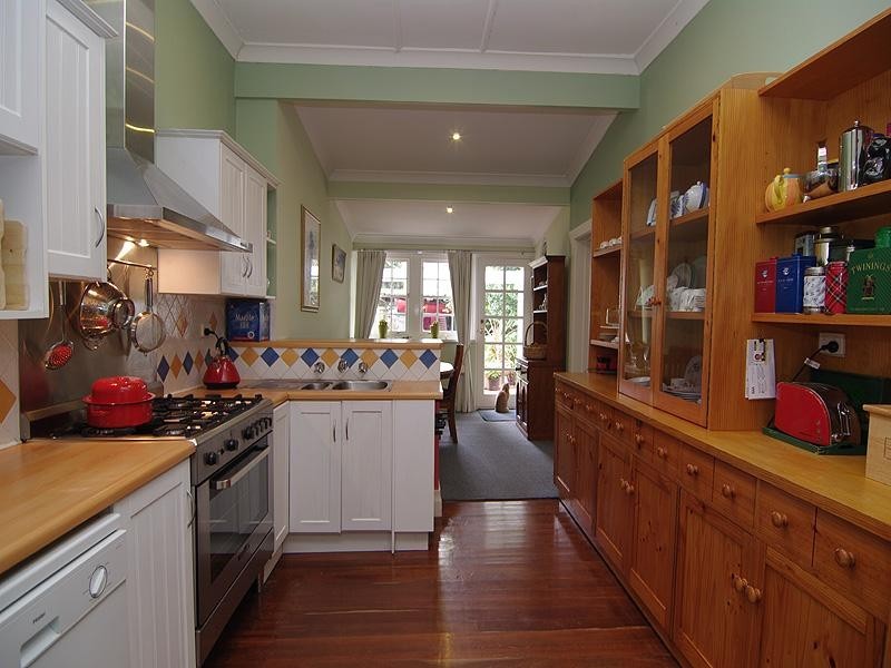 20 Gloucester Avenue, Belair SA 5052