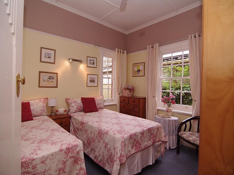 20 Gloucester Avenue, Belair SA 5052