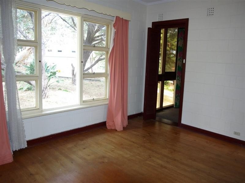 74 Gloucester Avenue, Belair SA 5052