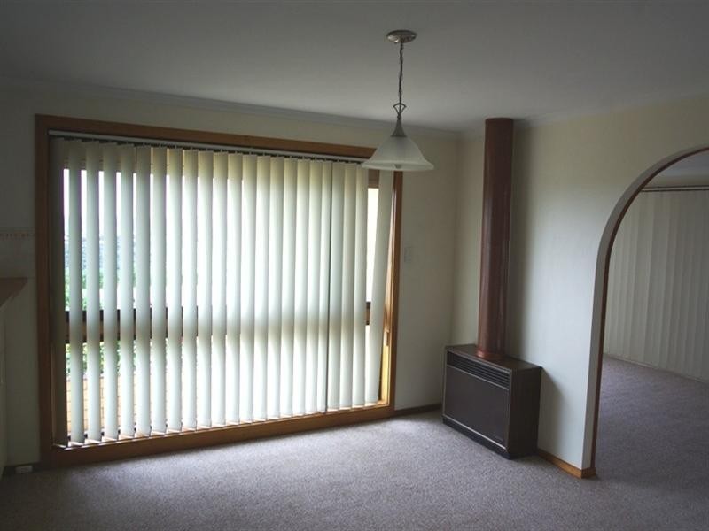 6 Bellavista Road, Flagstaff Hill SA 5159