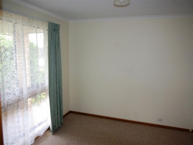 6 Bellavista Road, Flagstaff Hill SA 5159