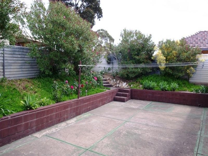 6 Bellavista Road, Flagstaff Hill SA 5159