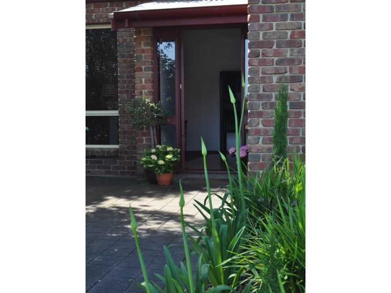 36 Larkdale Crescent, O’halloran Hill SA 5158