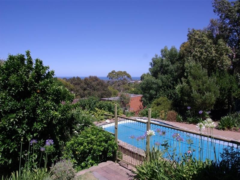 98 Shepherds Hill Road, Bellevue Heights SA 5050