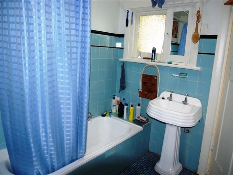 127 Main Road, Glenalta SA 5052