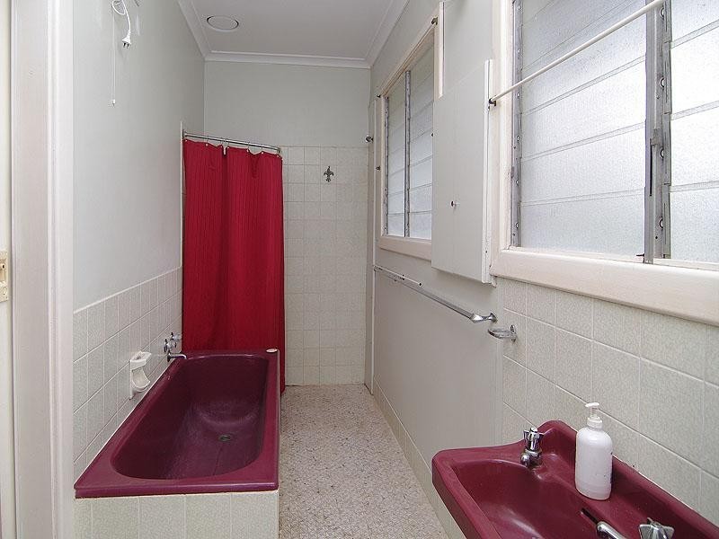 2 Boronia Avenue, Coromandel Valley SA 5051