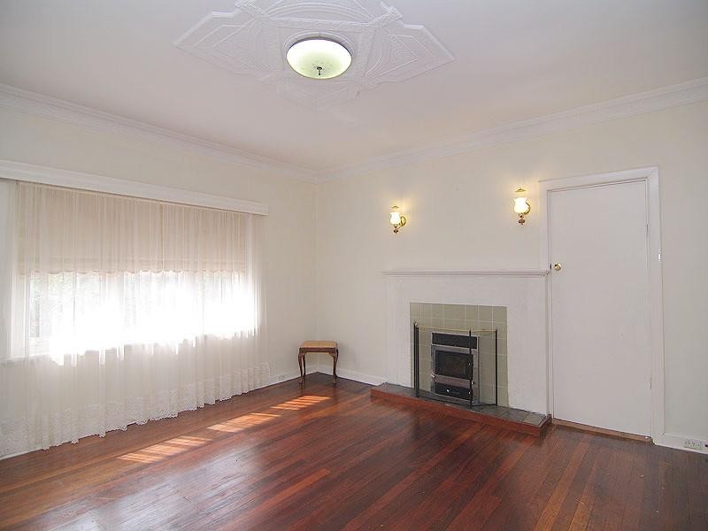 2 Boronia Avenue, Coromandel Valley SA 5051