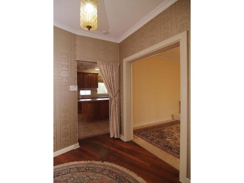 2 Boronia Avenue, Coromandel Valley SA 5051