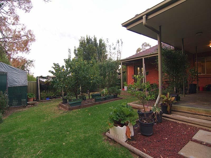 28 Hillcrest Drive, Eden Hills SA 5050