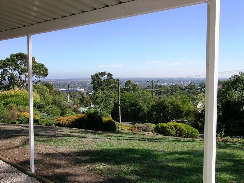 44 Ridgehaven Drive, Bellevue Heights SA 5050