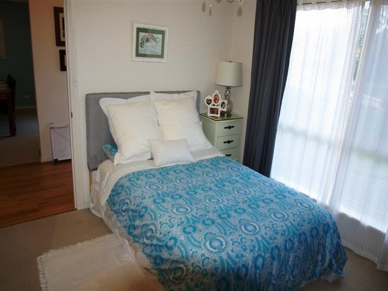 8 Berlin Terrace, Aberfoyle Park SA 5159