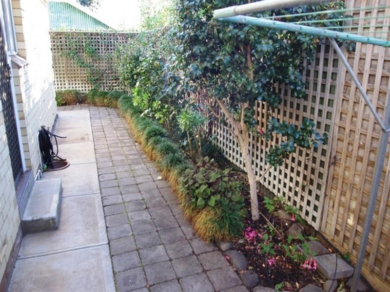 4/4 Balmoral Avenue, North Brighton SA 5048