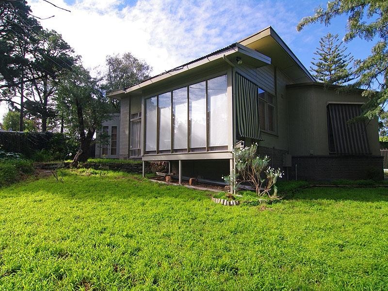 1 Gannet Avenue, Glenalta SA 5052