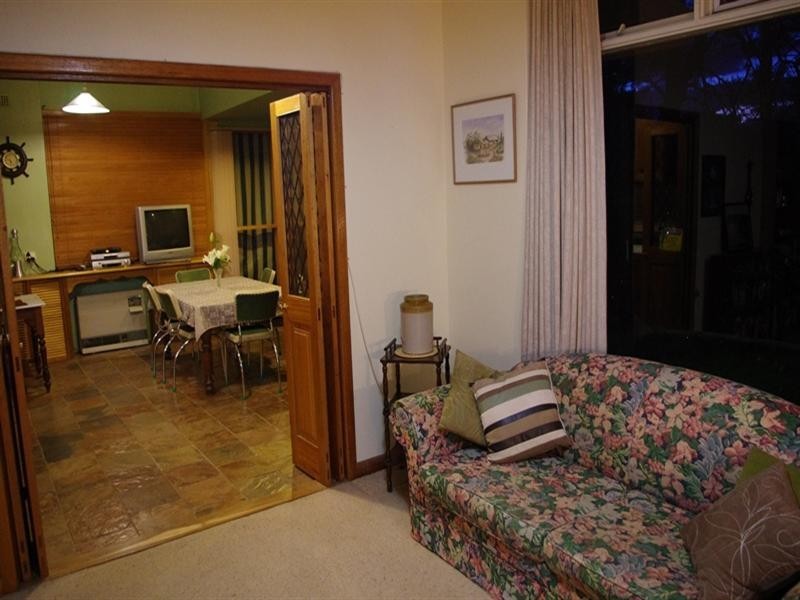 1 Gannet Avenue, Glenalta SA 5052