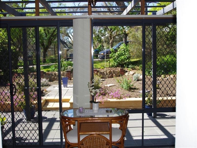 11 Euro Avenue, Eden Hills SA 5050