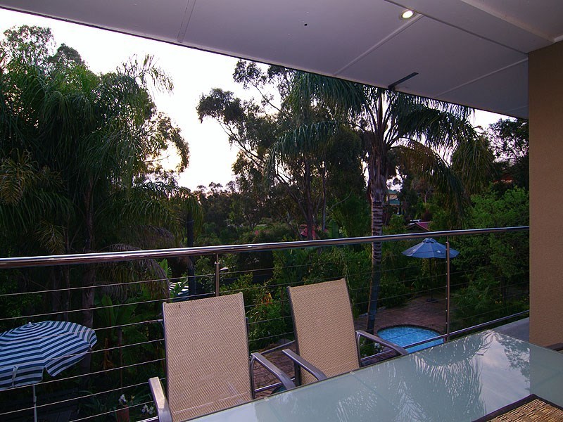 4 St Georges Terrace, Bellevue Heights SA 5050