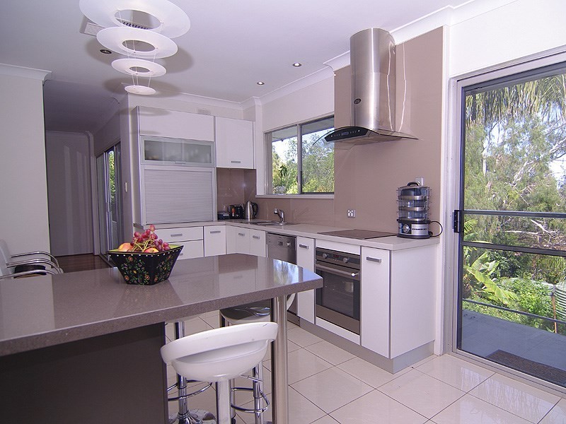 4 St Georges Terrace, Bellevue Heights SA 5050
