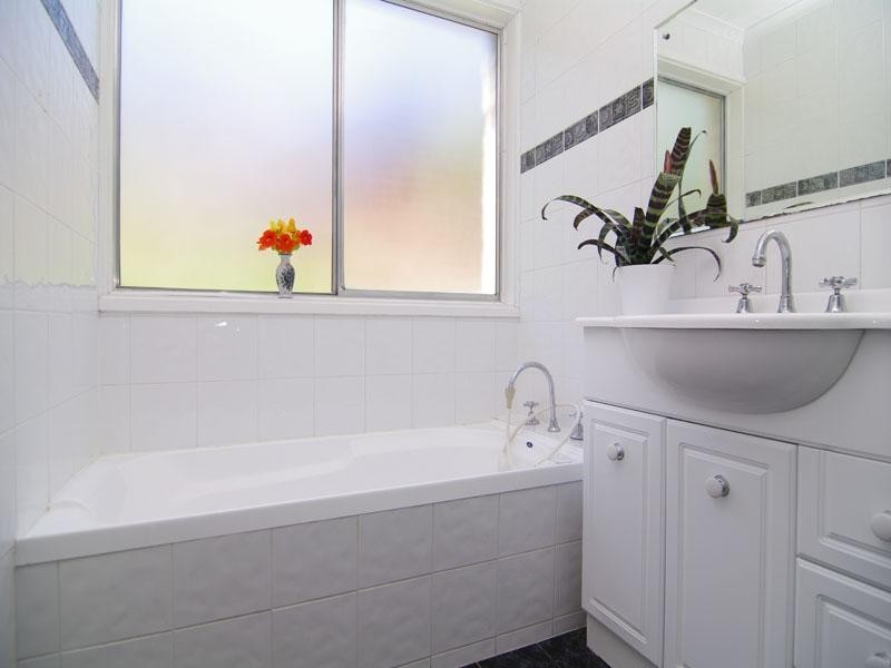 34 Monalta Drive, Belair SA 5052