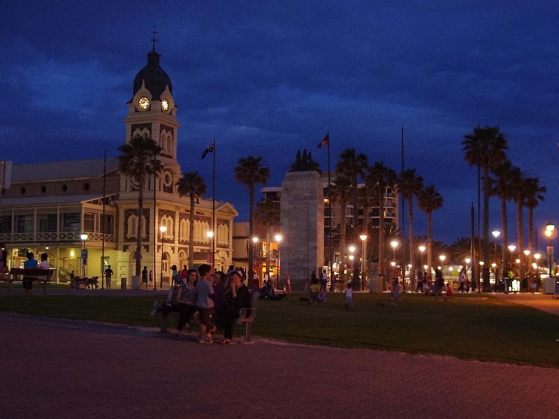 46/13 South Esplanade, Glenelg SA 5045