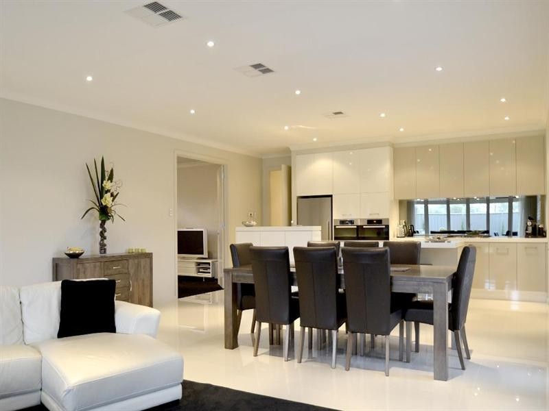 32 Brookman Crescent, Craigburn Farm SA 5051