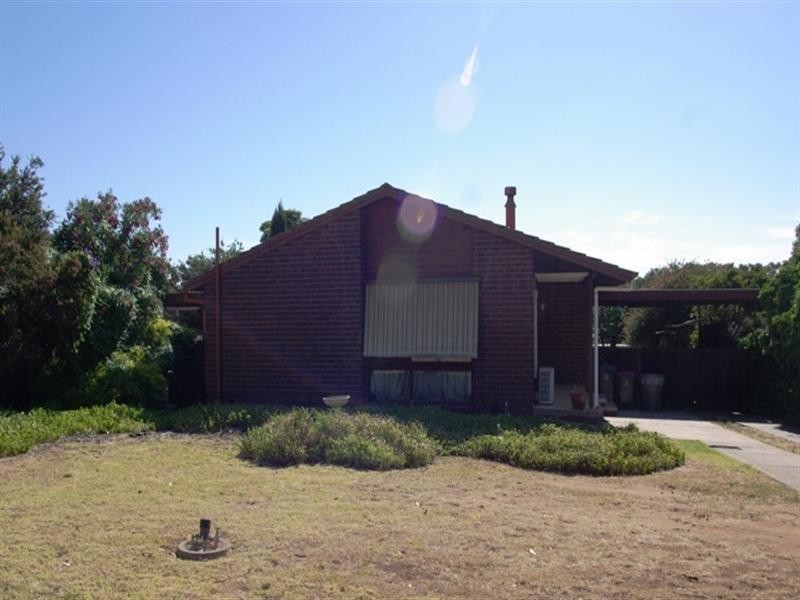 8 Lambert Street, Morphett Vale SA 5162