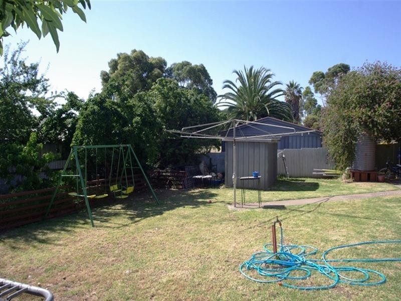 8 Lambert Street, Morphett Vale SA 5162