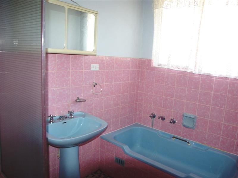 35 York Avenue, Clovelly Park SA 5042