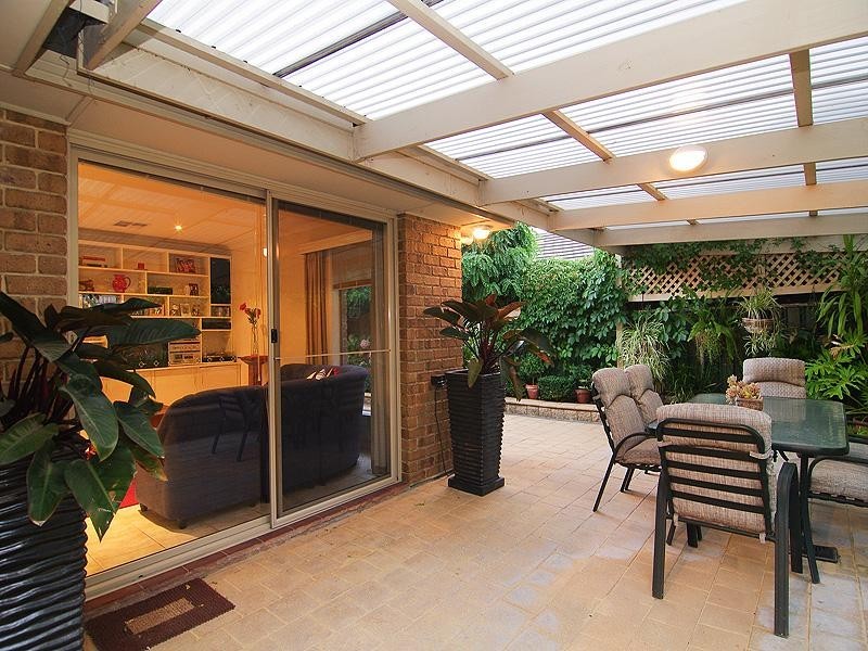 6 Parham Road, Eden Hills SA 5050