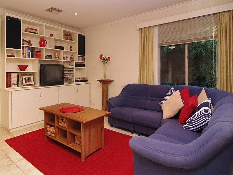 6 Parham Road, Eden Hills SA 5050