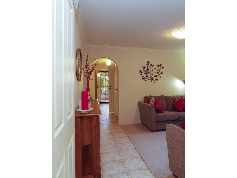 6 Parham Road, Eden Hills SA 5050