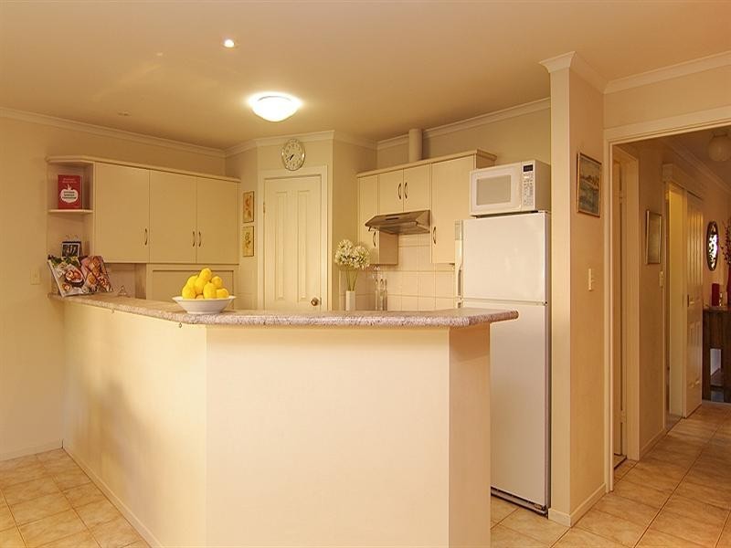 6 Parham Road, Eden Hills SA 5050