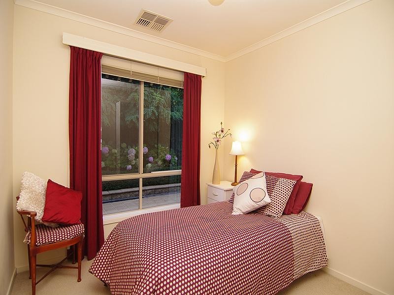 6 Parham Road, Eden Hills SA 5050