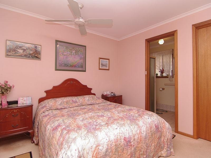 4 Domain Street, Moana SA 5169