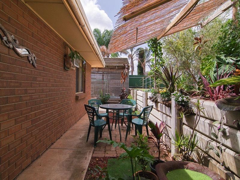 4 Domain Street, Moana SA 5169