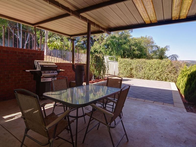 3 Reserve Parade, Morphett Vale SA 5162